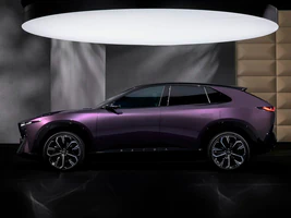 lateral novo mazda cx-6e